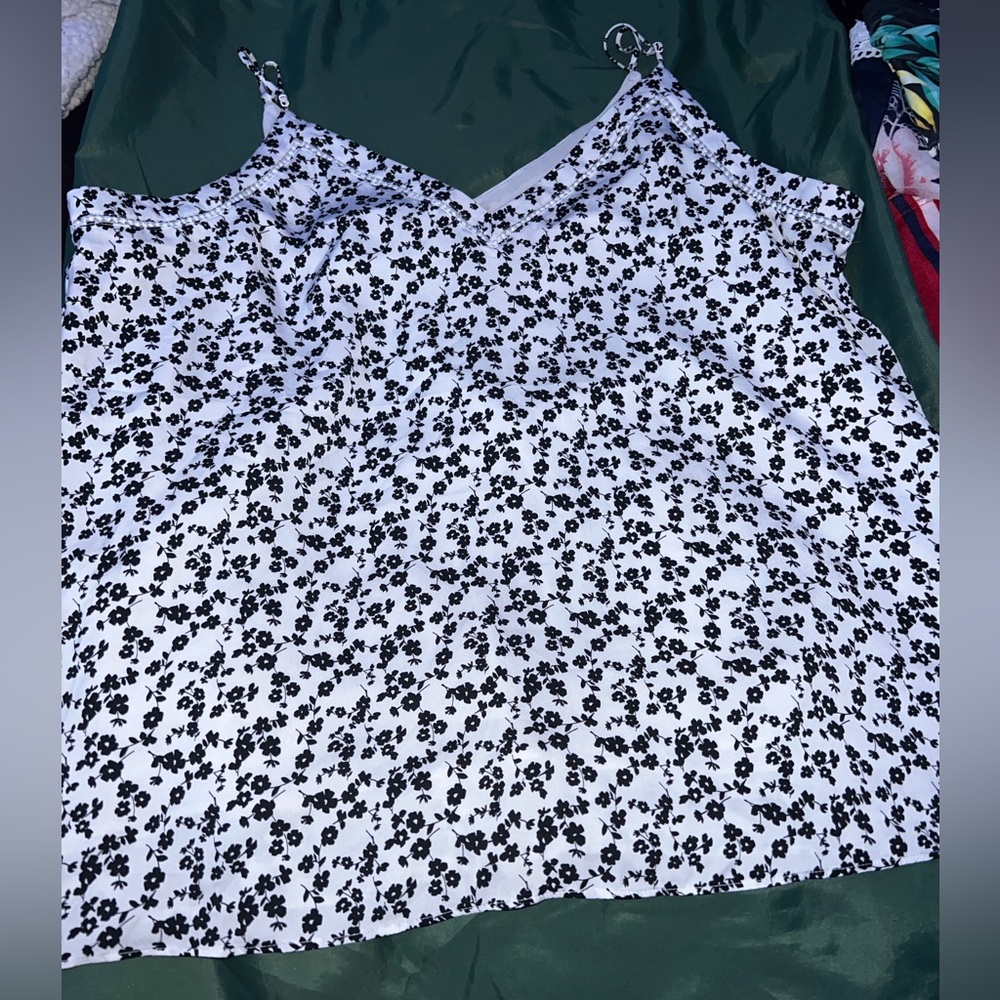 I’m selling a dressing shirt!